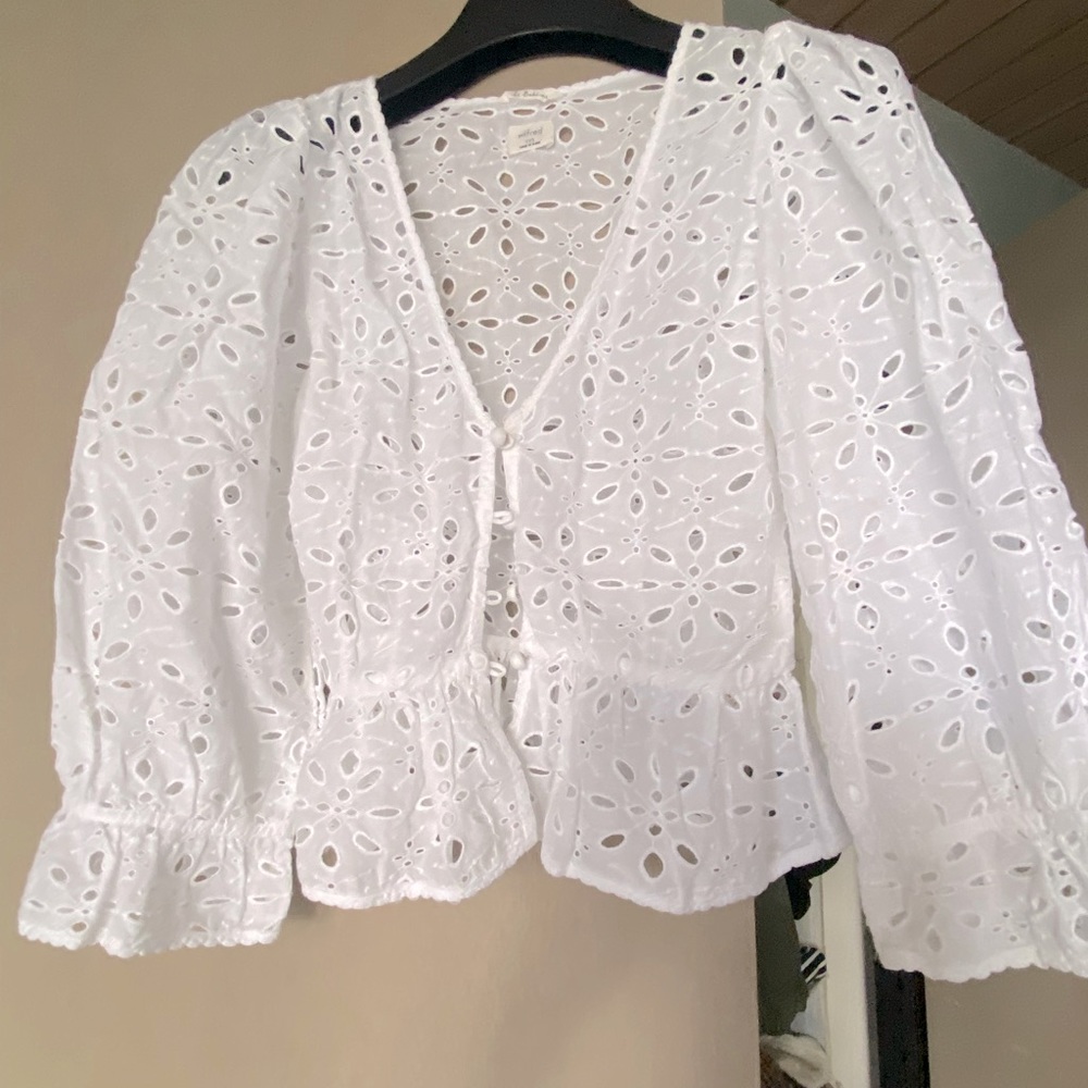 NWOT Talula eyelet blouse, never worn out